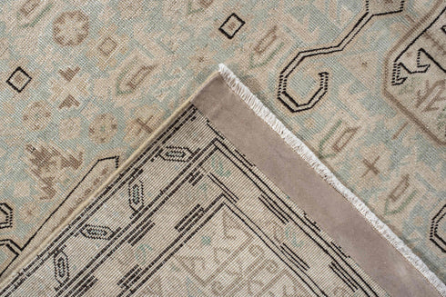Antique Area Rug (5' x 8')